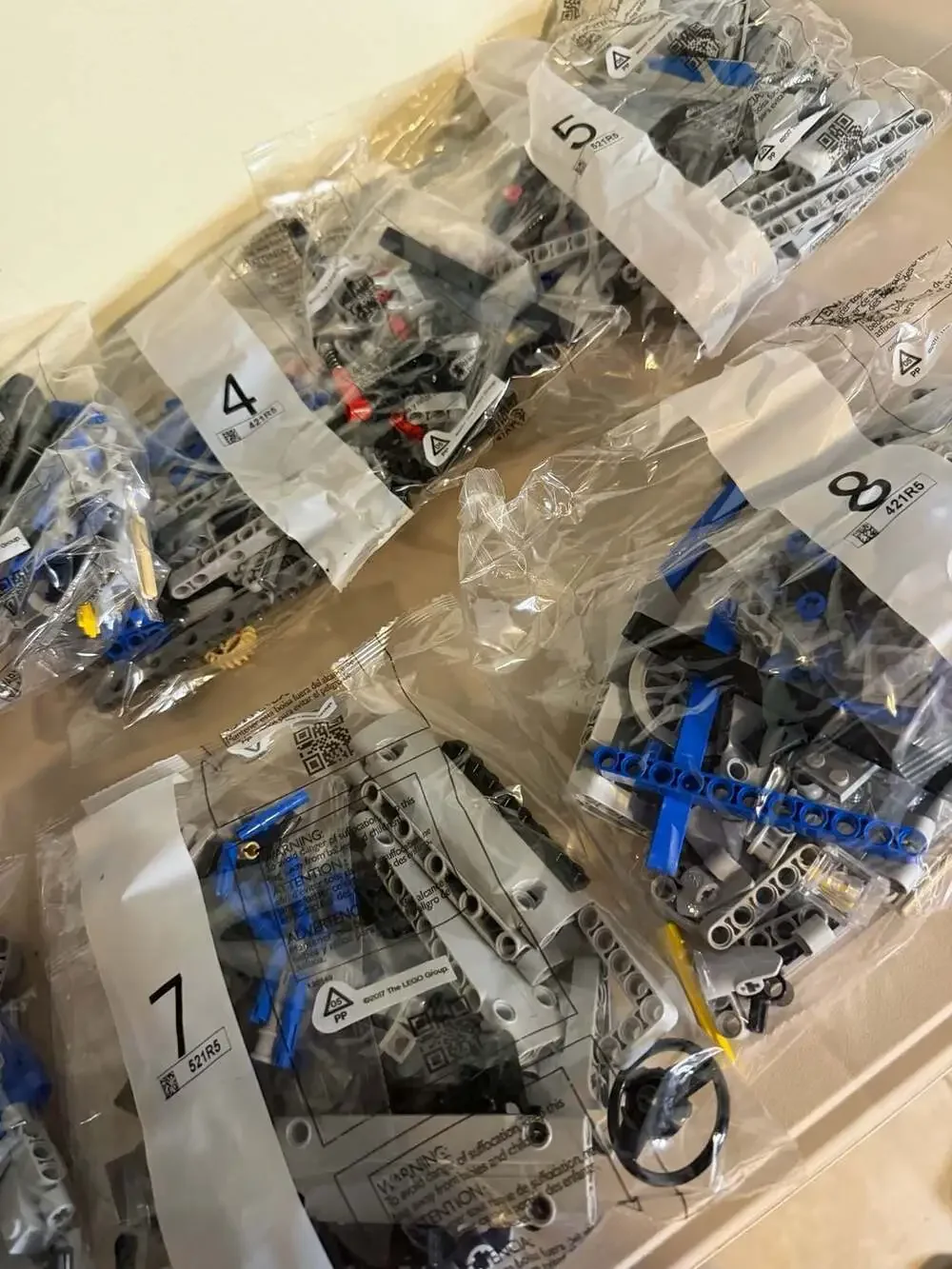LEGO Technic 2 Fast 2 Furious Nissan Skyline GT-R (R34) 42210 Building Set